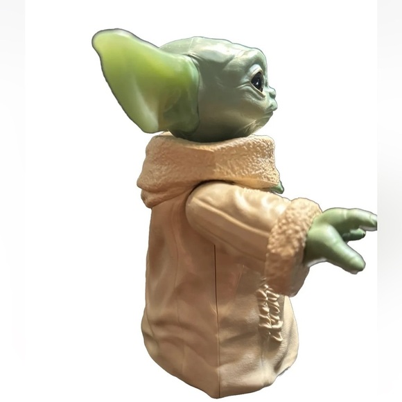 Star Wars The Mandalorian Kids Throw Blanket Precious Cargo & Baby Yoda Figure - Picture 5 of 13